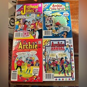 Vintage 1980’s Archie Comics Digest Collection. Lot of 4. Like new condition!